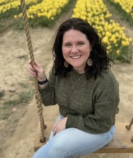 Book an Appointment with Amanda Neystrong for Therapy