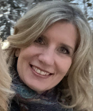 Book an Appointment with Dr. Jeana Yaeck for Chiropractic