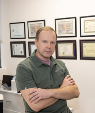 Book an Appointment with Vadzim Siniauski for Osteopathy