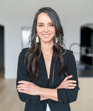 Book an Appointment with Verena van der Lely for Nutrition