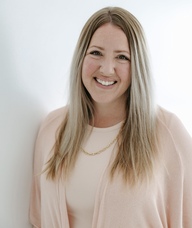 Book an Appointment with Carolyn McKenna for Counselling