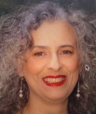 Book an Appointment with Sofia Reis for Colon Hydrotherapy