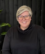 Book an Appointment with Suzanne LaCour for Acupuncture