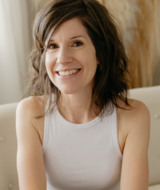 Book an Appointment with Brigitte Perreault (Ostéopathe) at Passion Maternité  (REPENTIGNY)