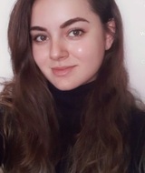 Book an Appointment with Roxanne Karadimas at Southpoint Exchange