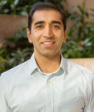 Book an Appointment with Dr. Rajiv Laroiya for Chiropractic