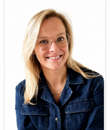 Book an Appointment with Héloïse Bouësnard at Centre Chiromédic