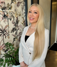 Book an Appointment with Sarah Wingrowich for Consultation/Follow-ups