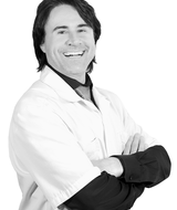 Book an Appointment with Dr. Nelson Verissimo, chiropraticien at Centre Chiro-Express Vieux-Longueuil