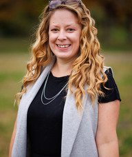 Book an Appointment with Alexis Robinson-Thome for Adult Individual Counselling / Psychotherapy