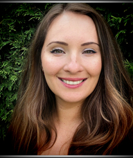 Book an Appointment with Mrs. Valeria Smith for Free Consultation