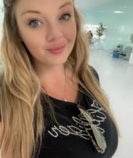 Book an Appointment with Shantelle Murray (Student Massage Therapist - 50% discount - applied at checkout) for Massage Therapy